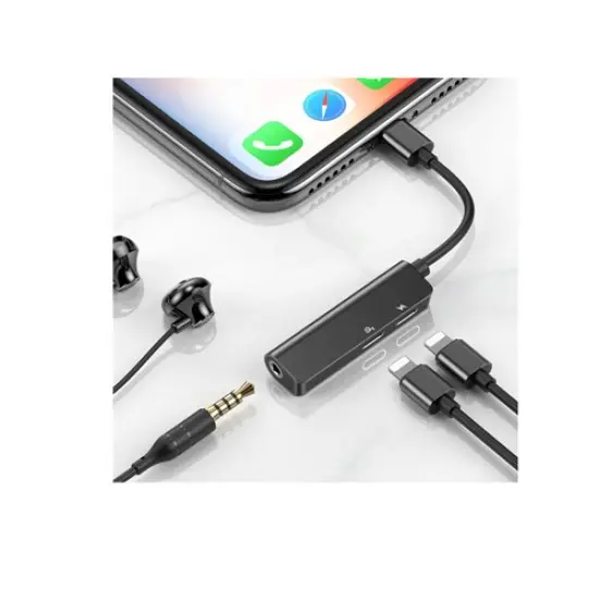 baseus-3-in-1-ip-male-to-female-adapter-l52 33-550x550.webp